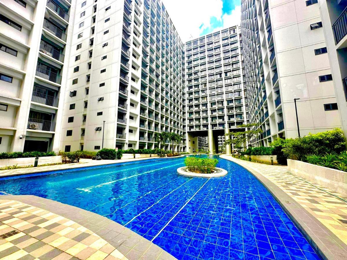 Resort Style Condo Walkable To Mall Of Asia パサイ エクステリア 写真